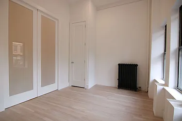 Rented by Uptown Flats LLC