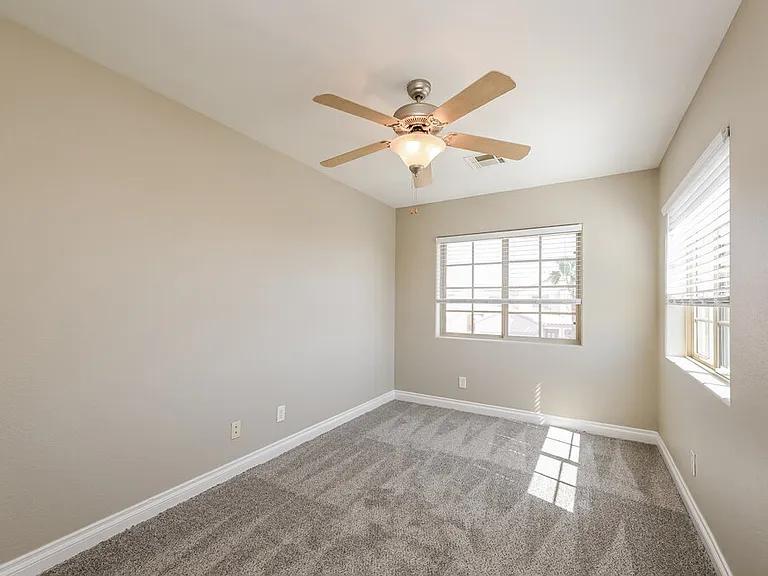 1071 Willjay Ln — Photo 15
