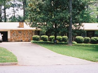 583 Mount Vista Rd, Stone Mountain, GA 30087