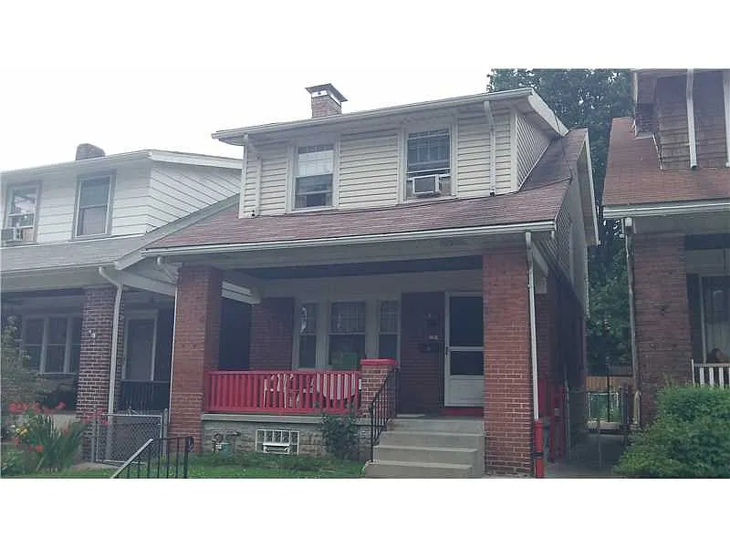 1121 Chislett St photo 1