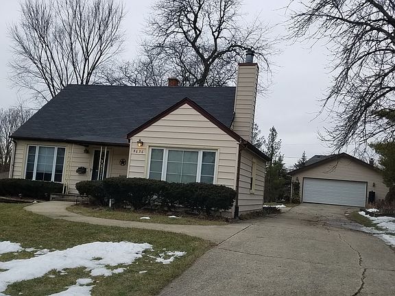 3rd image of 4636 Stonewall Ave