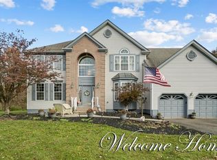 74 McFarlane Cir, Monroe Township, NJ 08831
