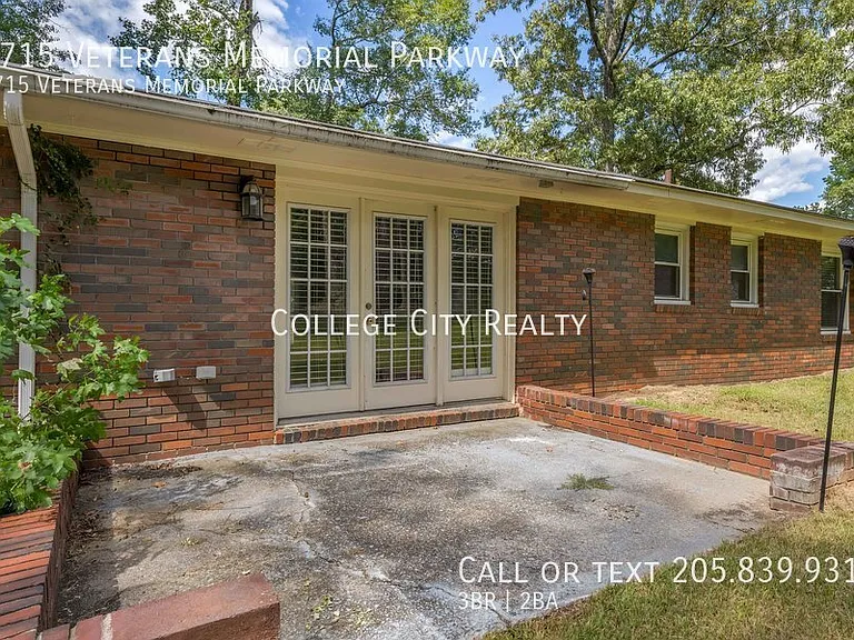 2715 Veterans Memorial Pkwy — Photo 12