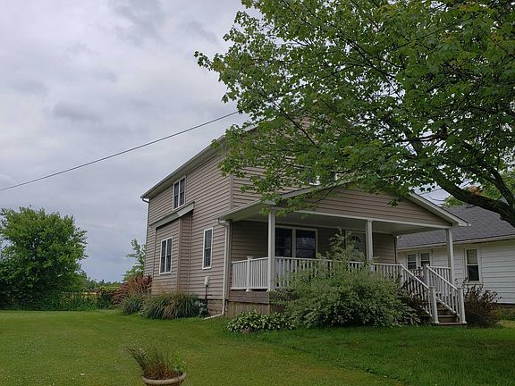 3rd image of 268 Salem St