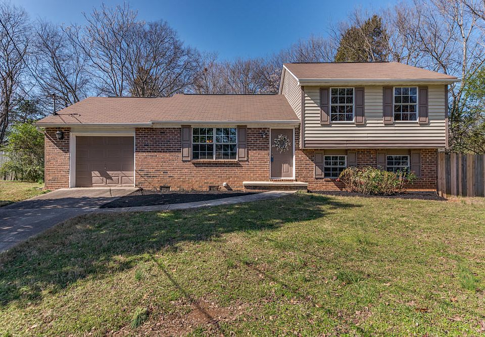 1st image of 1625 Summerhill Dr