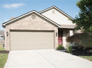 10250 Tournon Dr, Fishers, IN 46037