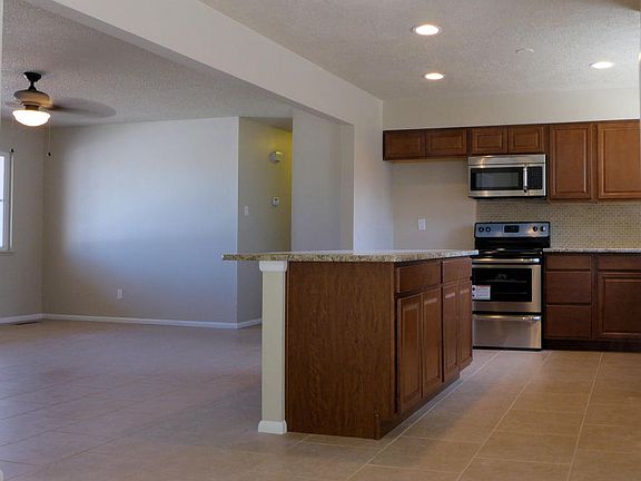 3rd image of 5700 Avenida La Mirada NW
