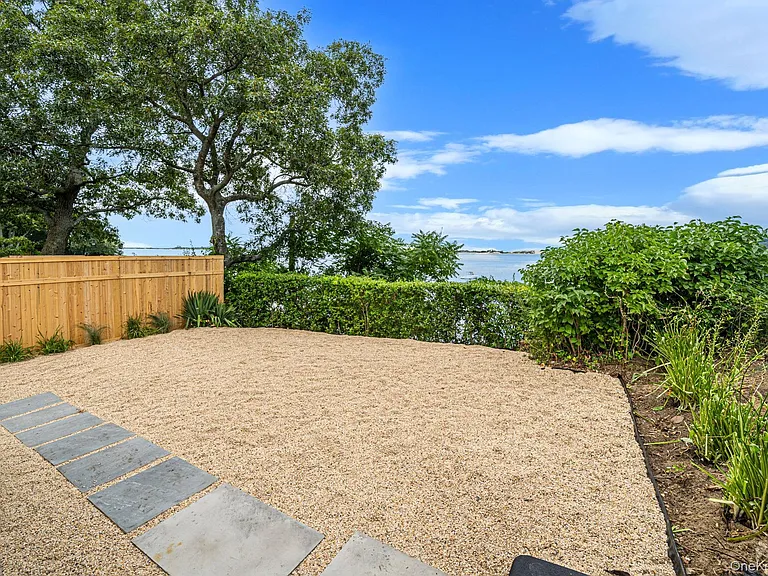 27 Walnut Ave #2 — Photo 3