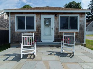 5 East St, Old Saybrook, CT 06475
