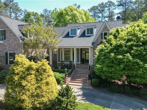29 Vinings Trce, Newnan, GA 30265