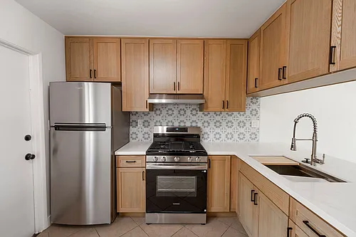 459 D St Photo 1