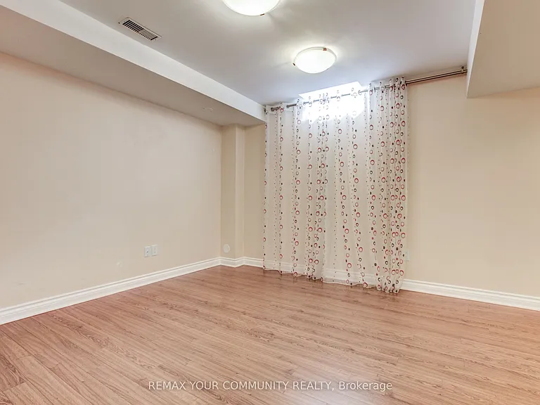 26 Yarden Dr — Photo 32