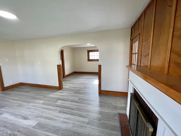 844 Cordova Ave — Photo 10