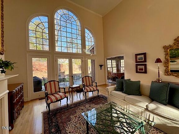 5th image of 100 Sierra Dr