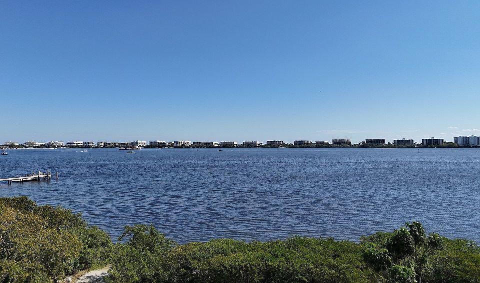 BREATH TAKING VIEW OF THE ICW AT IT'S WIDEST!
