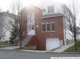 8 Rigimar Ct, Staten Island, NY 10309