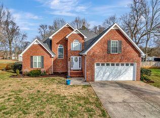 2302 Alydar Run, Murfreesboro, TN 37127