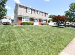 13216 Pressmont Ln, Fairfax, VA 22033