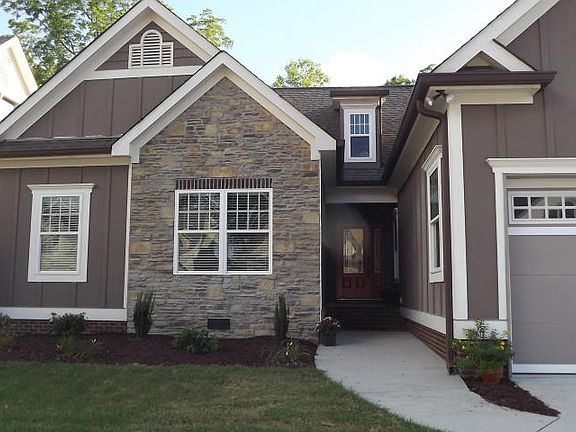2nd image of 8392 Glenshire Ln