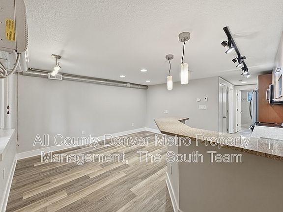 4th image of 195 S Pennsylvania St APT 204