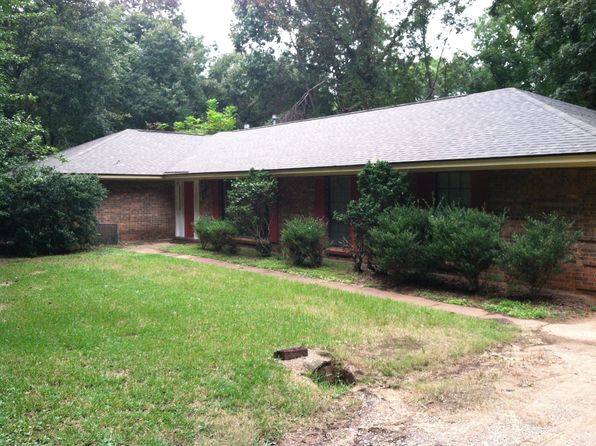 631 Wescott Dr