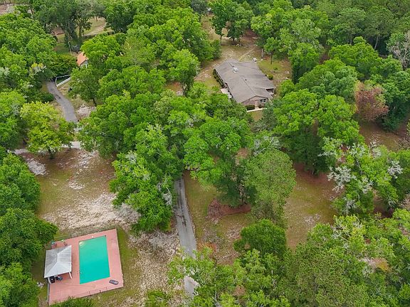 3rd image of 234 River Bluff Dr