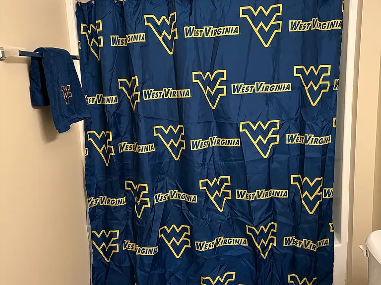 Metro Towers Bathroom