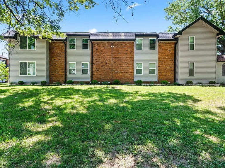 10258 Squire Meadows Dr #3 — Photo 14