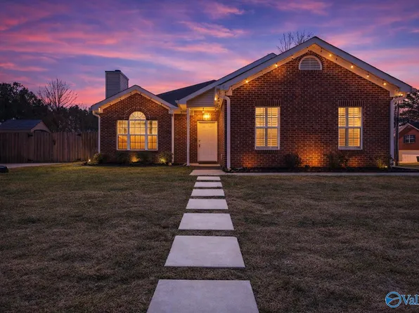 142 Brass Oak Dr, Madison, AL 35758
