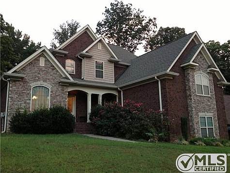 1st image of 434 Fieldstone Dr