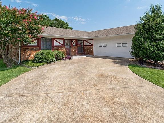 4th image of 2129 Southmoor Dr