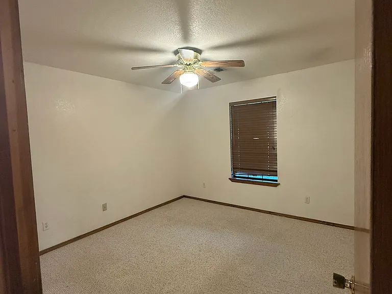 133 Sierra St — Photo 12