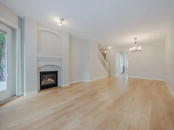 15432 16a Ave #16, Surrey, BC V4A 1T3