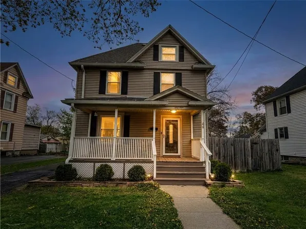 44 Lake Ave, Auburn, NY 13021