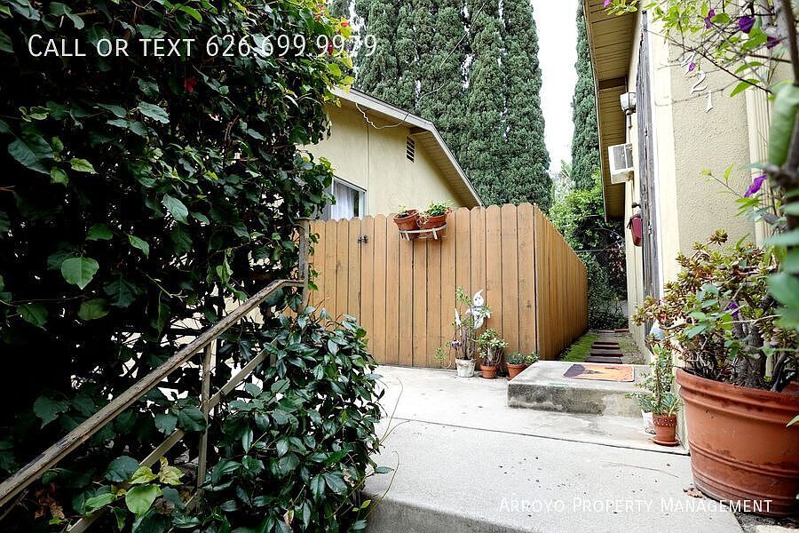 1st image of 411 N Baldwin Ave