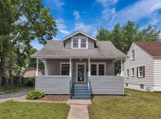 18320 Grant St, Lansing, IL