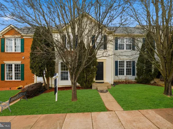 15115 Gaffney Cir, Gainesville, VA 20155