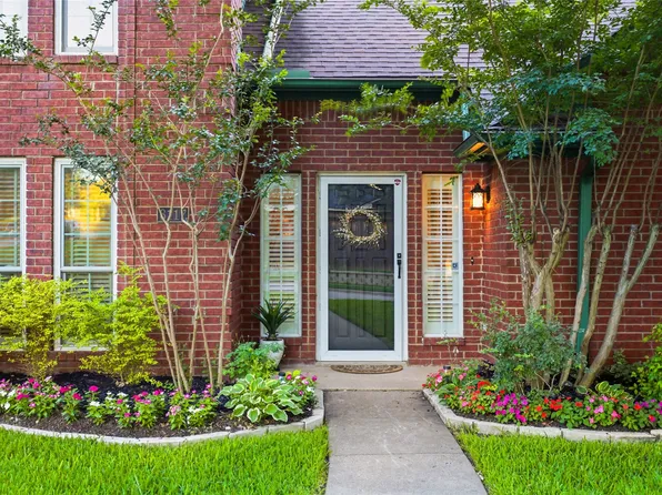6117 Kittyhawk Dr, Rowlett, TX 75089