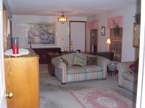 35 Burnham St FLOOR 2