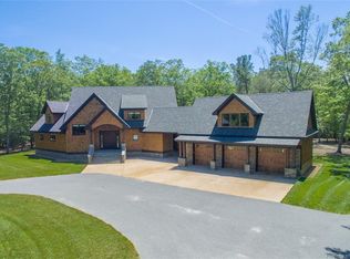 112 Mariners Woods Dr, Hartfield, VA 23071