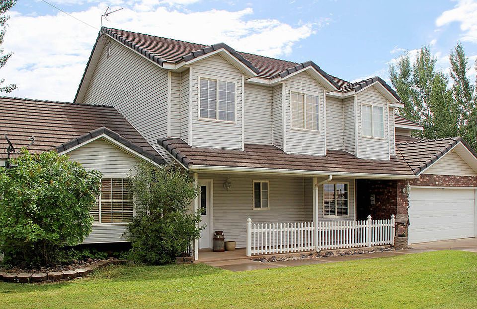 1st image of 8388 N Sapphire Dr