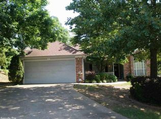 14 Ridgeton Ct, Little Rock, AR 72211