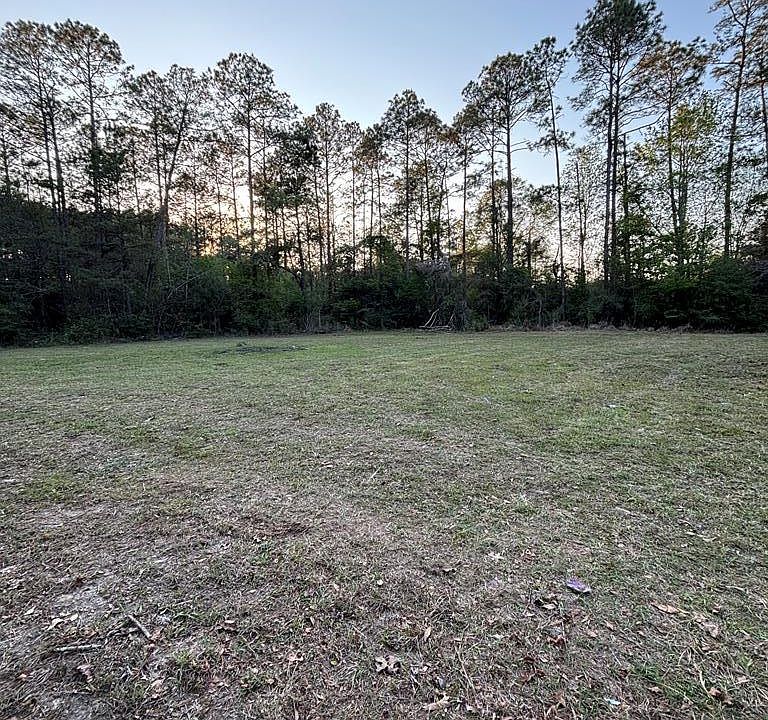1st image of 310 Pine Grove Rd
