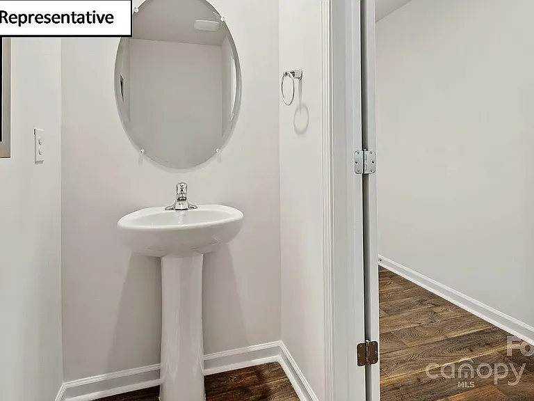 5026 Hyrule Dr — Photo 12