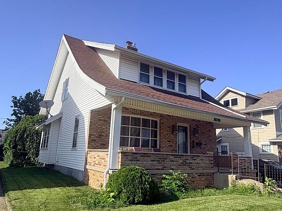 3rd image of 150 Englewood Rd