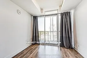 Building Photo - 150 Fairview Mall Dr #1510