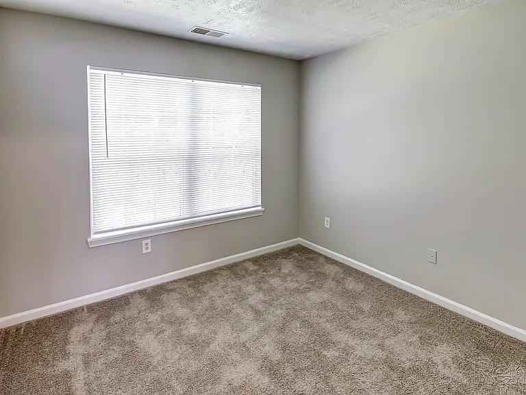 Trotters Pointe — Photo 31