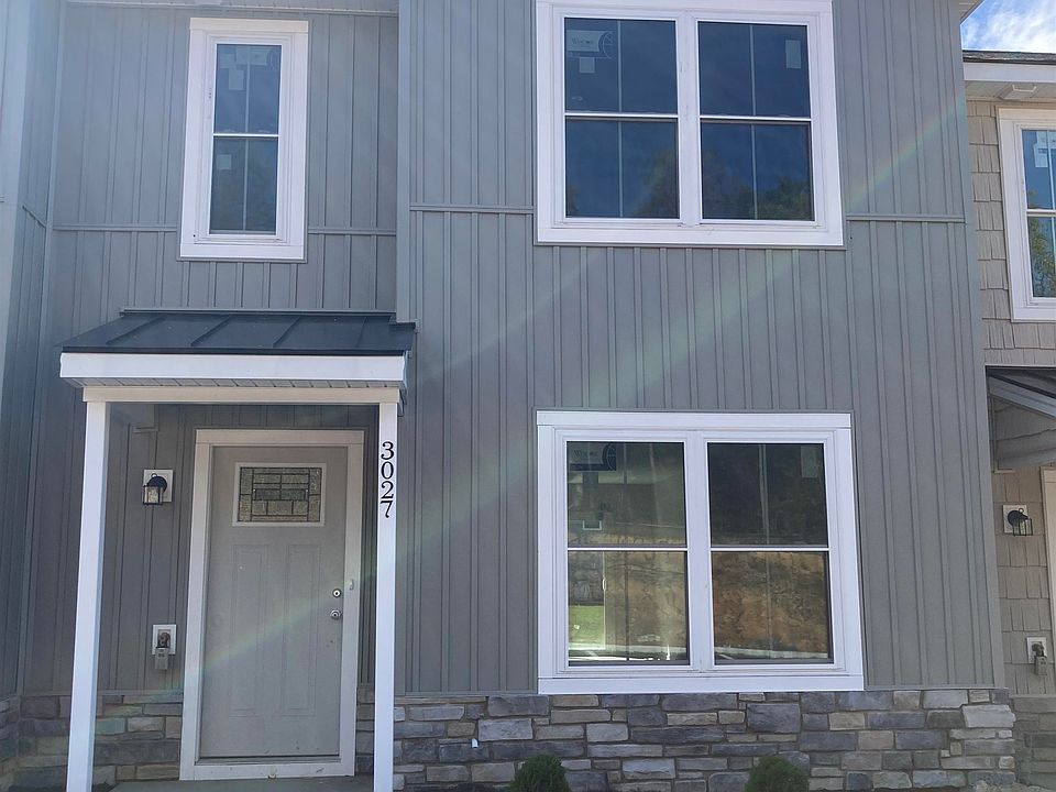 1st image of 3027 Locust Hill Dr #18