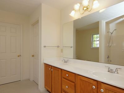 1153 Sparrowwood Blvd, Batavia, OH, 45103