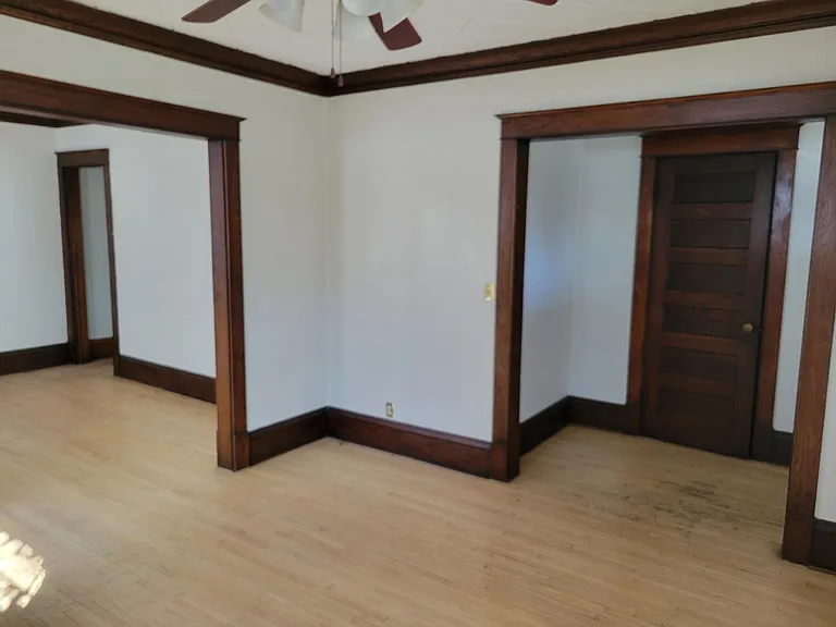 1681 Van Buren Ave #1 — Photo 5